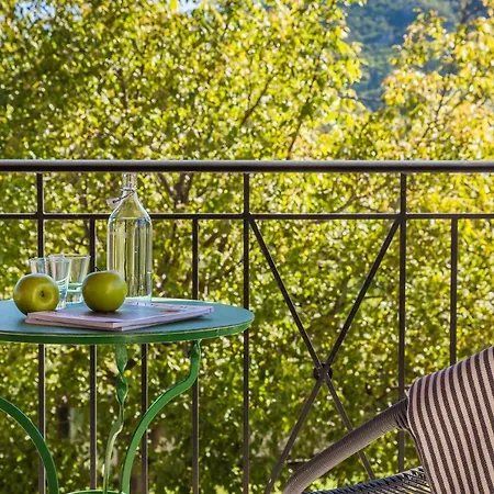 Emily Feriehus Sami (Kefalonia)